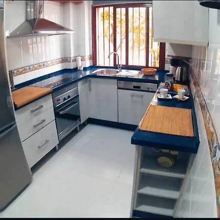 Le Soleil Urban Apartment *
