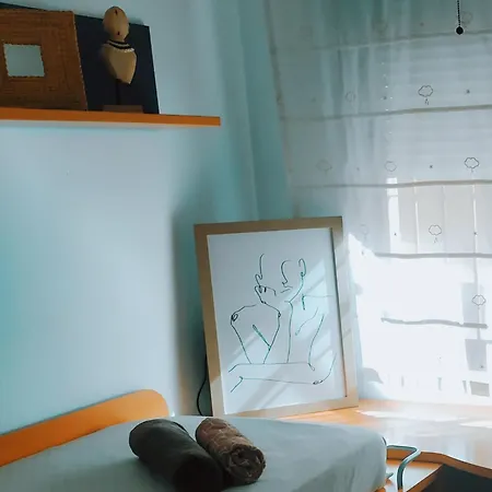 Le Soleil Urban Apartment